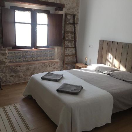 Alojamiento De Piedra Con Encanto Burgo Εξωτερικό φωτογραφία