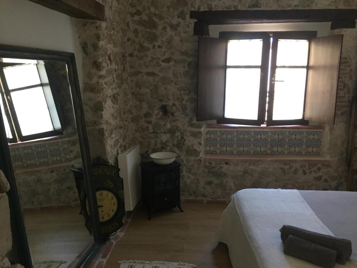 Alojamiento De Piedra Con Encanto Burgo Εξωτερικό φωτογραφία