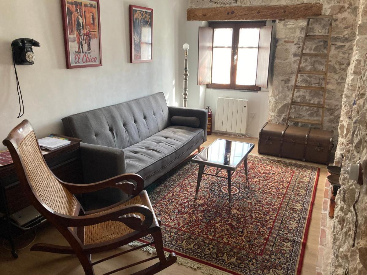 Alojamiento De Piedra Con Encanto Burgo Εξωτερικό φωτογραφία