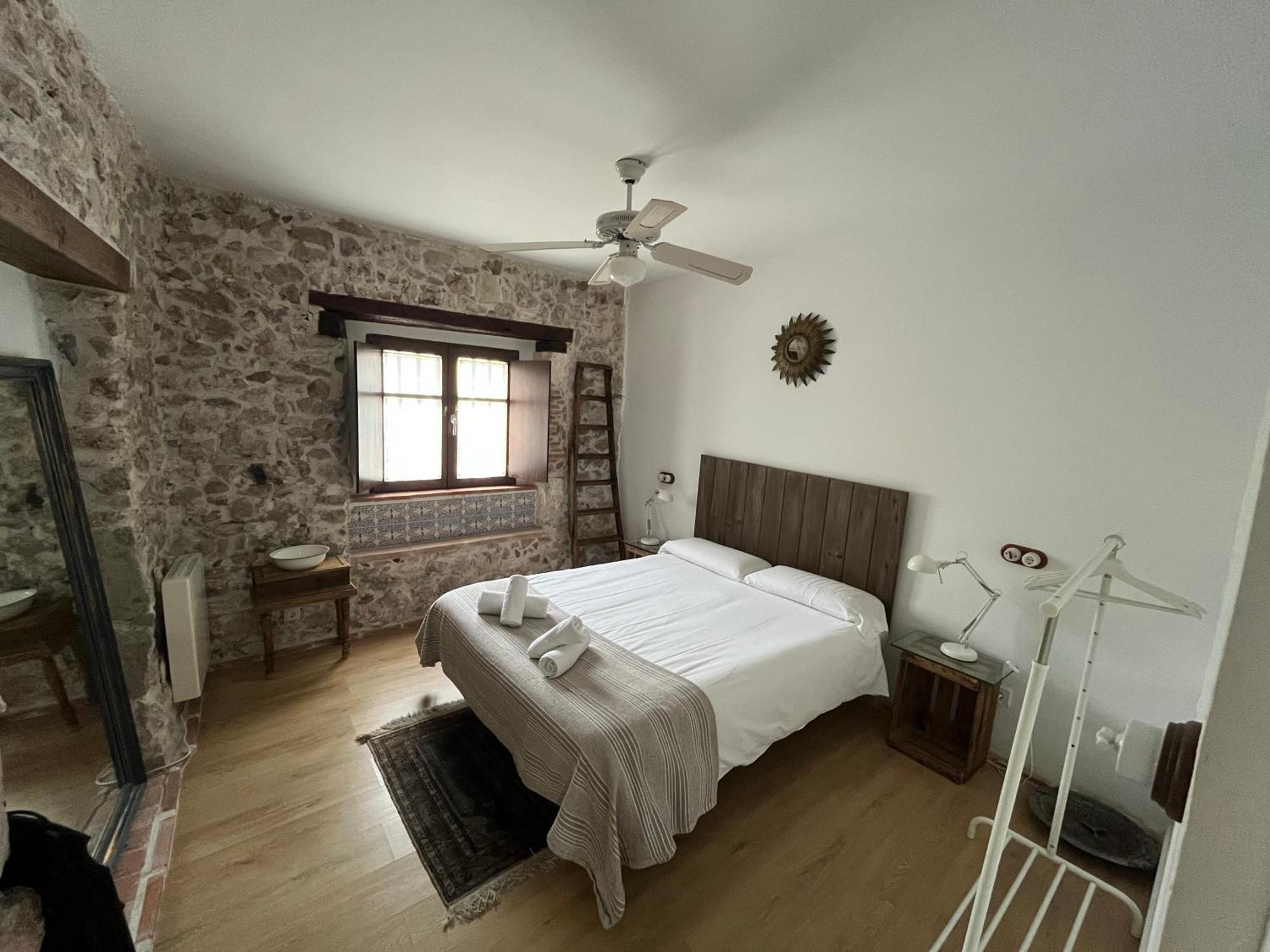 Alojamiento De Piedra Con Encanto Burgo Εξωτερικό φωτογραφία